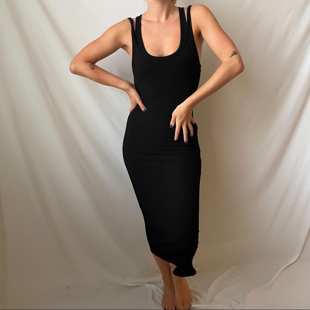 Black Ribbed Body-con MIDI Dress